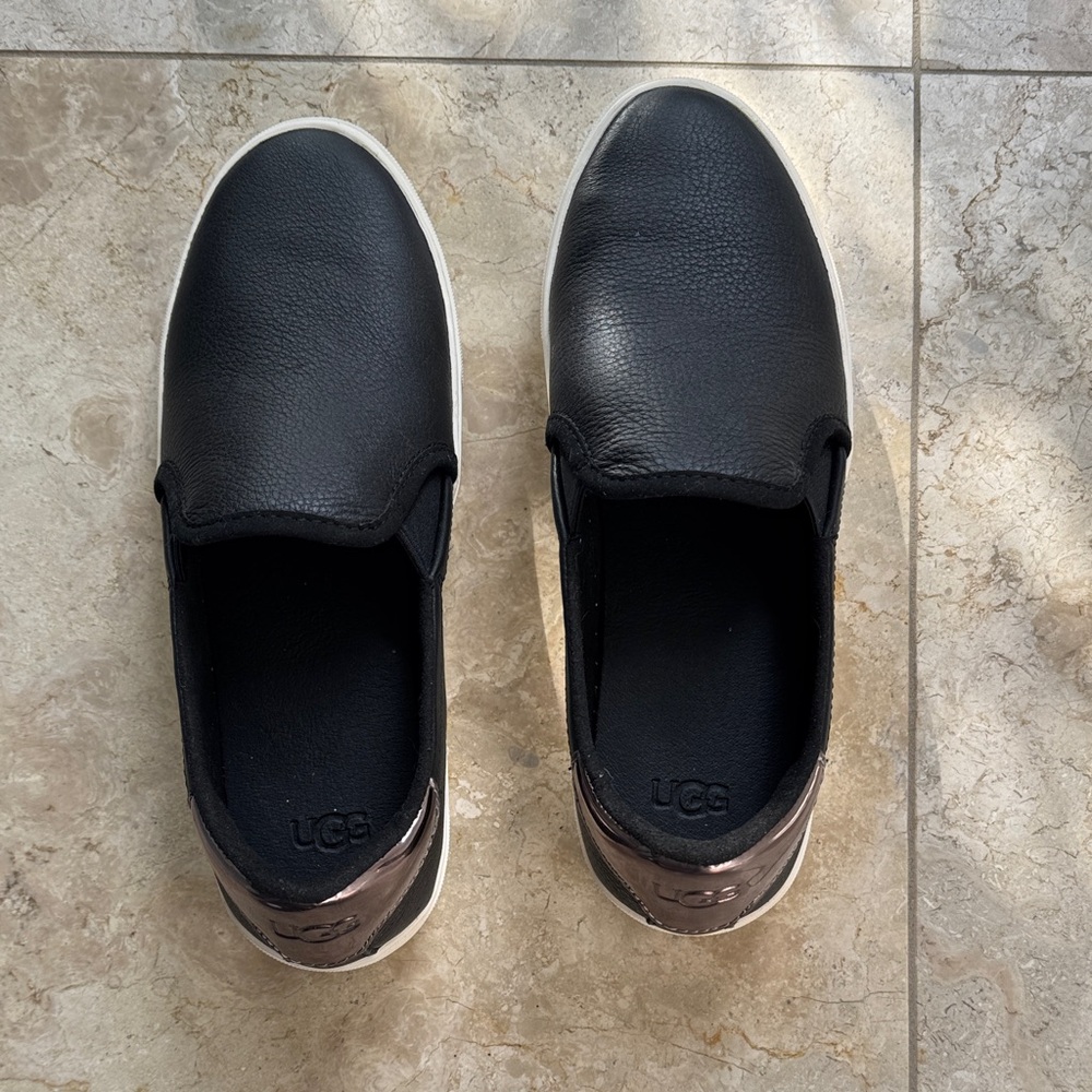 UGG Women’s Black and Silver Slip-On Loafers